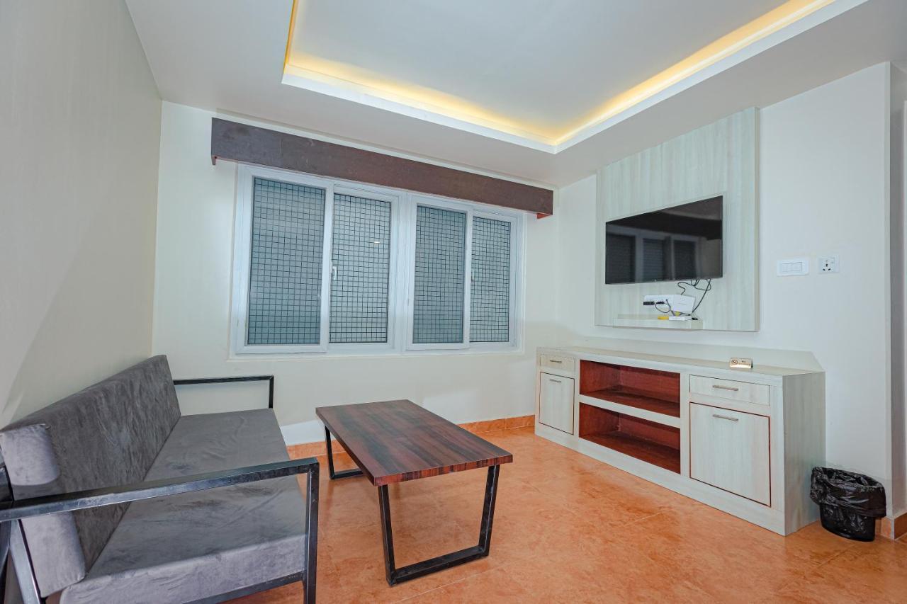 Poms Penthouse Apartment Pokhara Luaran gambar
